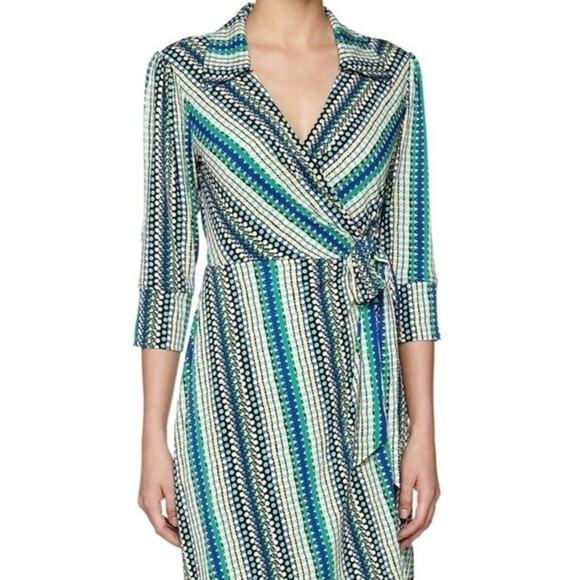 Laundry By Design Dot Wrap Dress Size Small - Picture 1 of 8